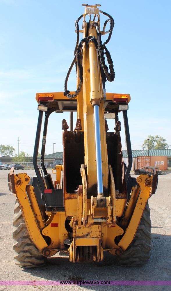 image for item H2598 1997 John Deere 310E backhoe