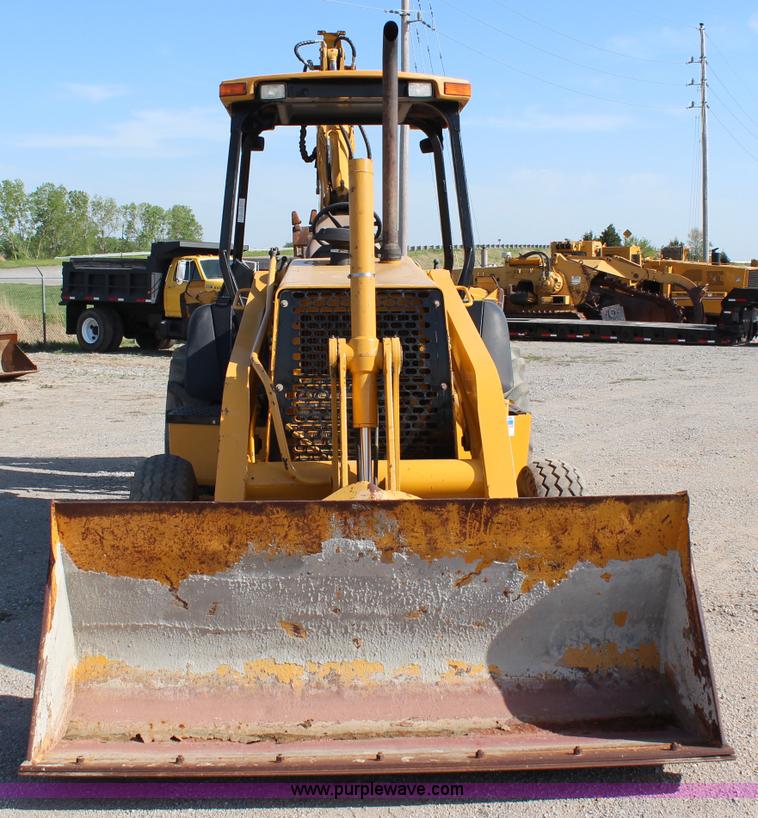 image for item H2598 1997 John Deere 310E backhoe