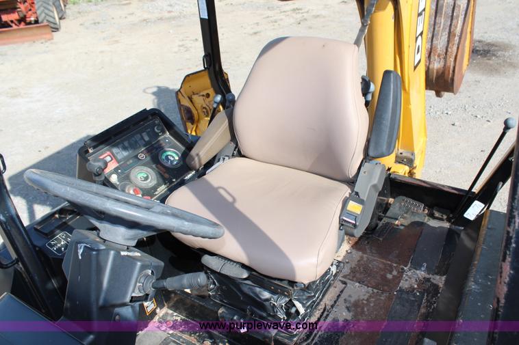 image for item H2598 1997 John Deere 310E backhoe