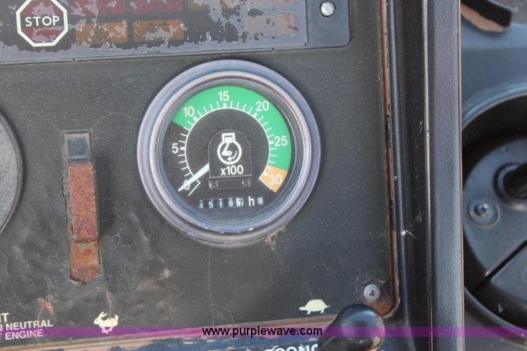 image for item H2598 1997 John Deere 310E backhoe