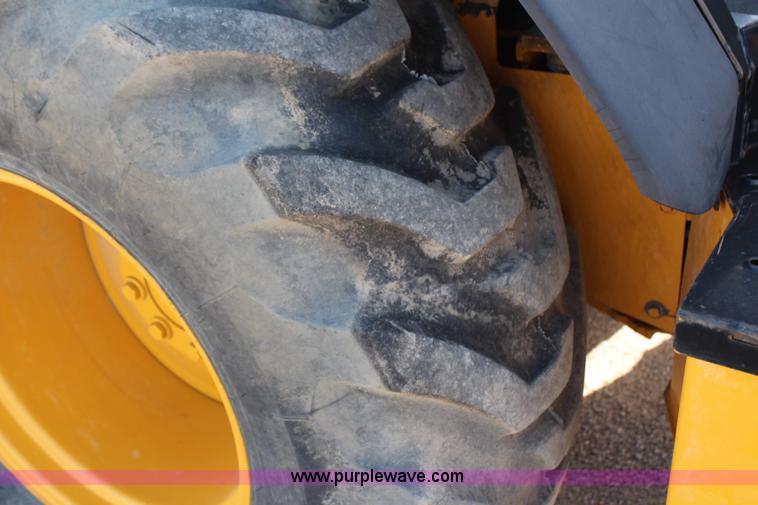 image for item H2598 1997 John Deere 310E backhoe