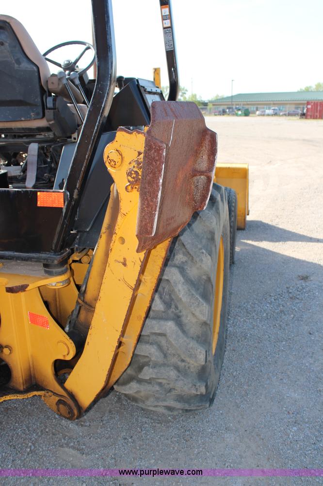 image for item H2598 1997 John Deere 310E backhoe