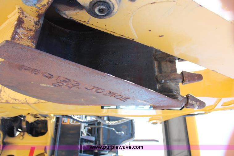 image for item H2598 1997 John Deere 310E backhoe