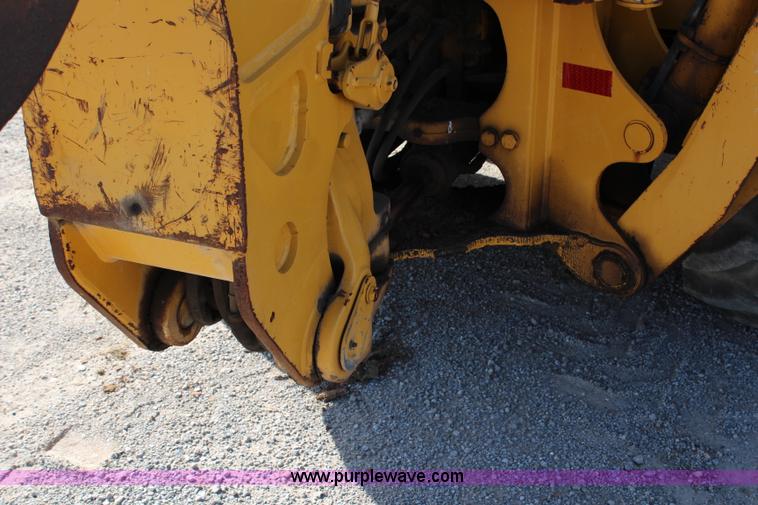 image for item H2598 1997 John Deere 310E backhoe