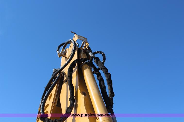 image for item H2598 1997 John Deere 310E backhoe