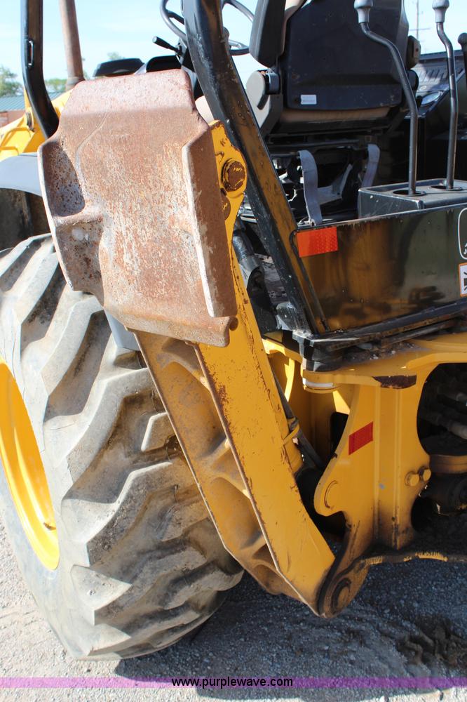 image for item H2598 1997 John Deere 310E backhoe