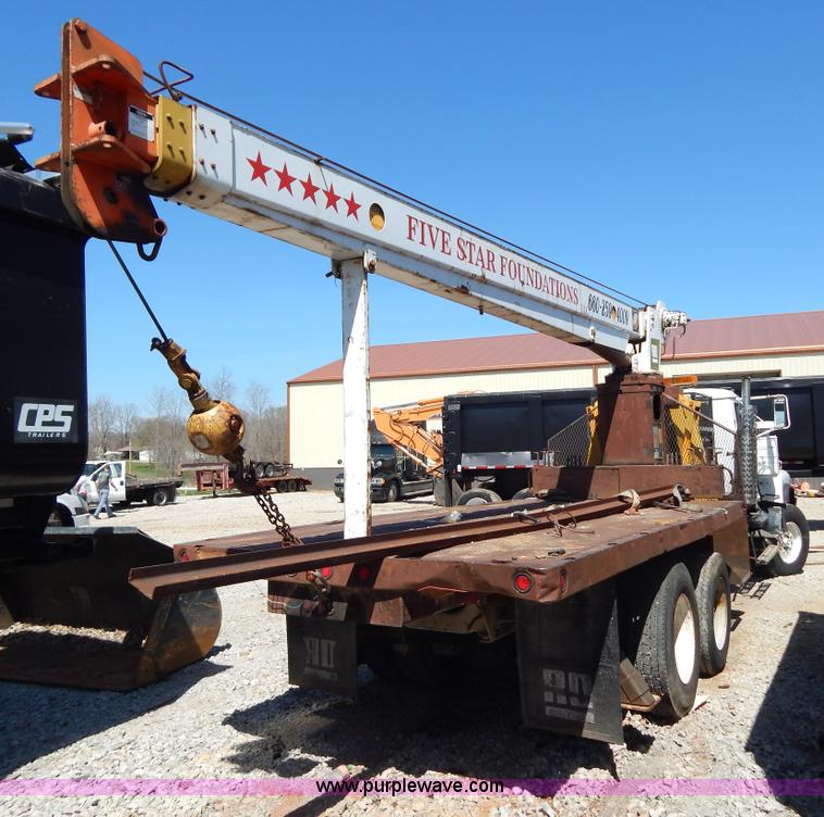 image for item H3458 1980 Mack RS685LS crane truck