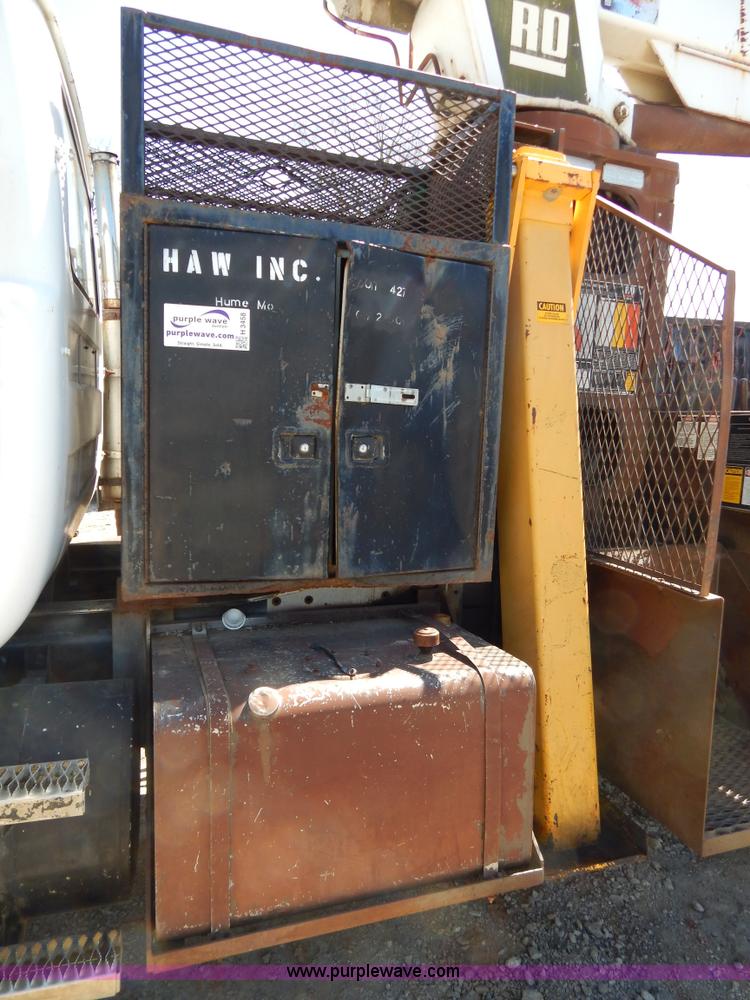 image for item H3458 1980 Mack RS685LS crane truck