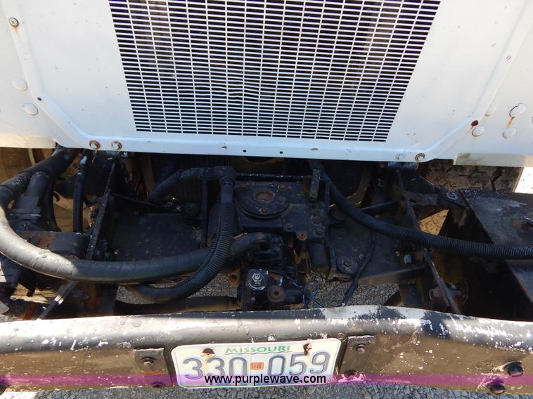 image for item H3458 1980 Mack RS685LS crane truck