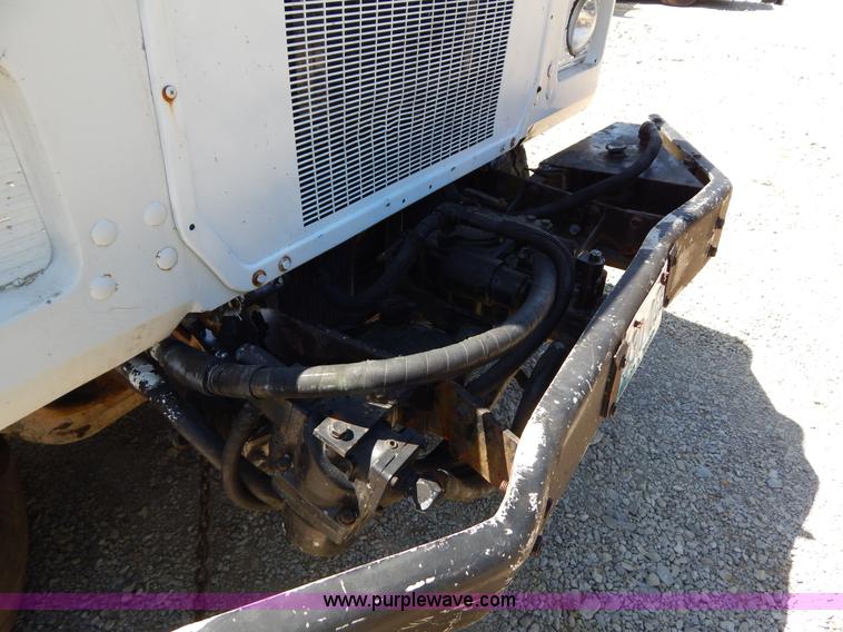 image for item H3458 1980 Mack RS685LS crane truck