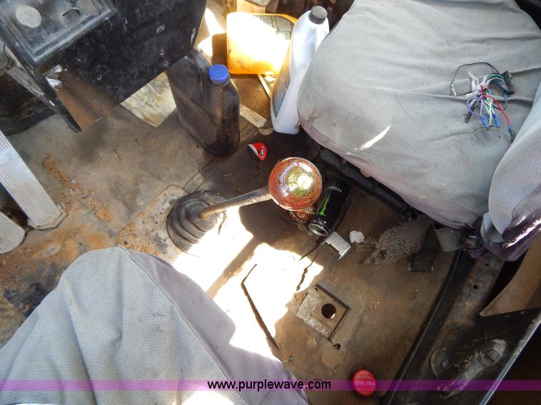 image for item H3458 1980 Mack RS685LS crane truck