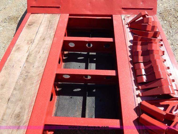 image for item H3460 1985 Liddell triple axle lowboy trailer