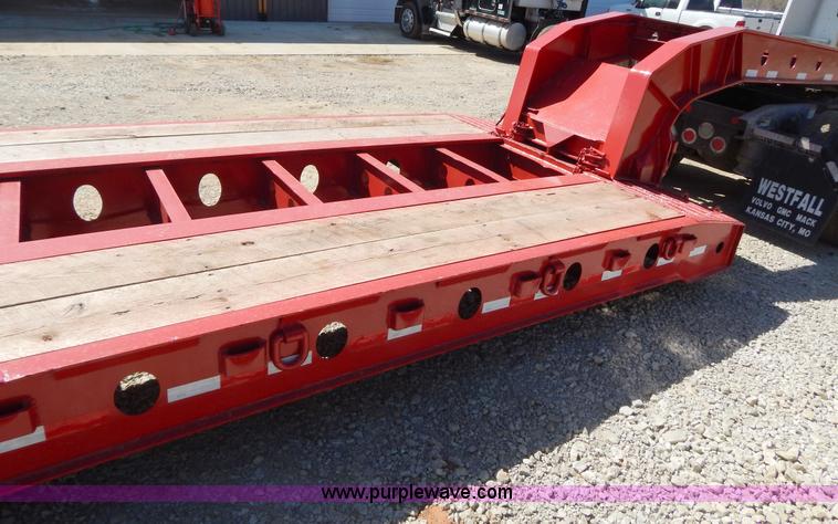 image for item H3460 1985 Liddell triple axle lowboy trailer