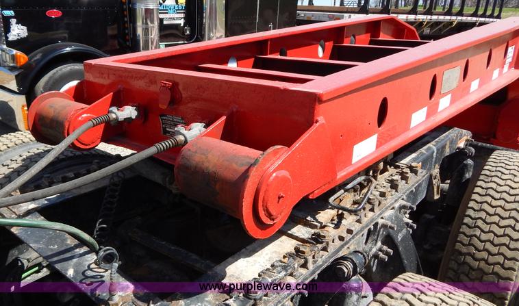 image for item H3460 1985 Liddell triple axle lowboy trailer