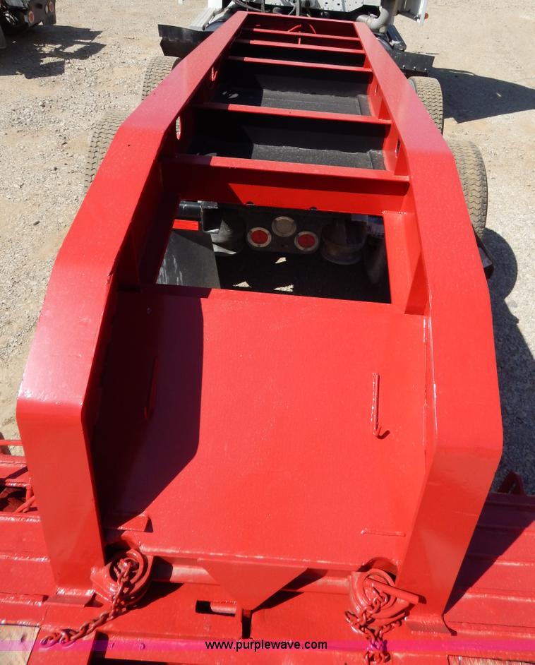 image for item H3460 1985 Liddell triple axle lowboy trailer