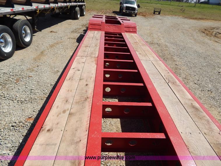 image for item H3460 1985 Liddell triple axle lowboy trailer