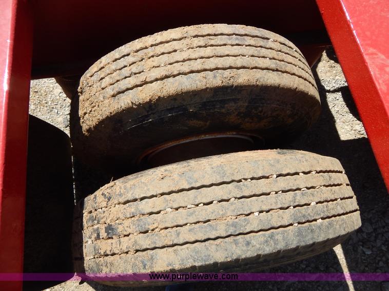 image for item H3460 1985 Liddell triple axle lowboy trailer