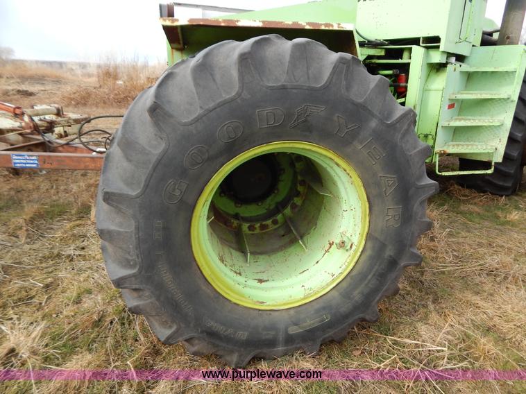 image for item H3801 1984 Steiger Panther KS-360 4WD tractor