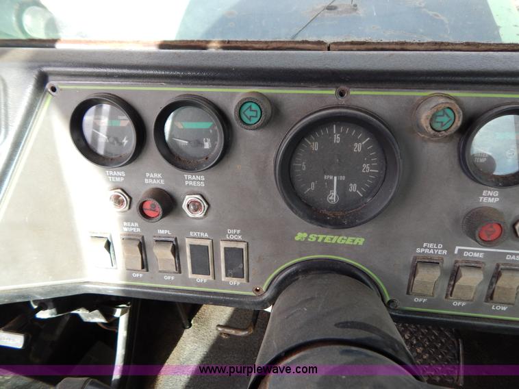 image for item H3801 1984 Steiger Panther KS-360 4WD tractor