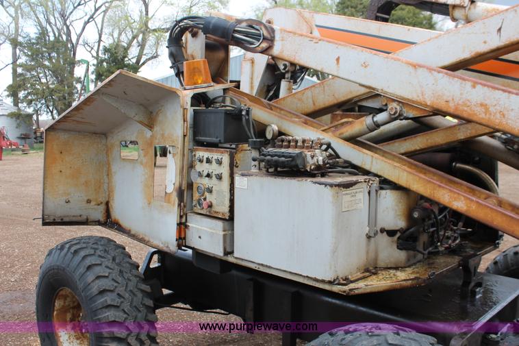 image for item H5721 Simon AT40C telescopic boom lift