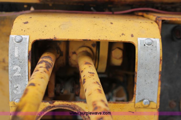 image for item H5722 1973 Hough H60 Pay Loader wheel loader