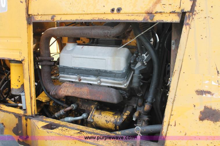 image for item H5722 1973 Hough H60 Pay Loader wheel loader