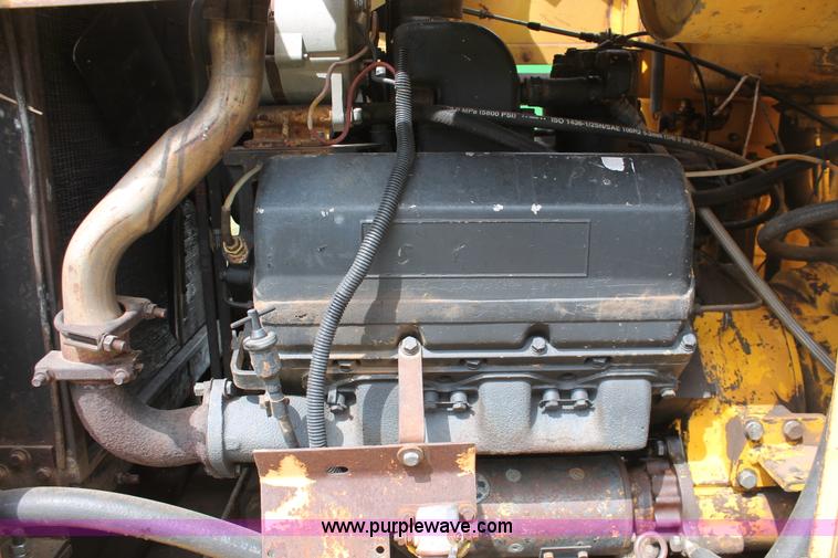 image for item H5722 1973 Hough H60 Pay Loader wheel loader