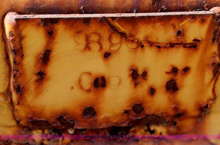 image for item H5722 1973 Hough H60 Pay Loader wheel loader