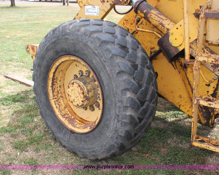 image for item H5722 1973 Hough H60 Pay Loader wheel loader
