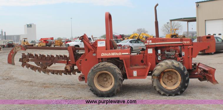 image for item H6012 Ditch Witch 7610 trencher