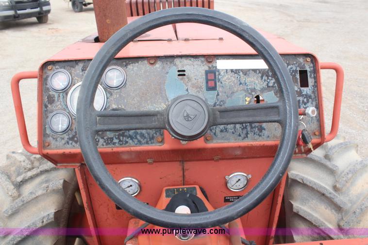 image for item H6012 Ditch Witch 7610 trencher