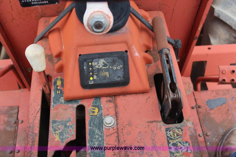 image for item H6012 Ditch Witch 7610 trencher