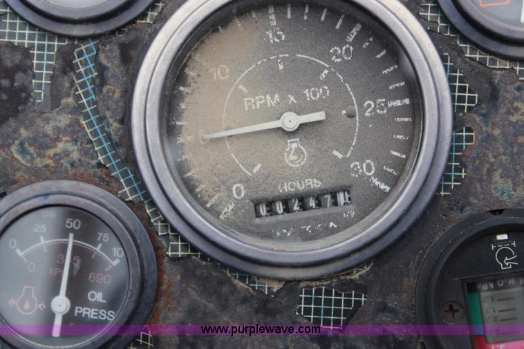 image for item H6012 Ditch Witch 7610 trencher