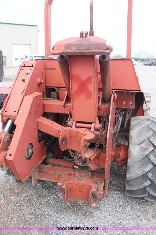 image for item H6012 Ditch Witch 7610 trencher