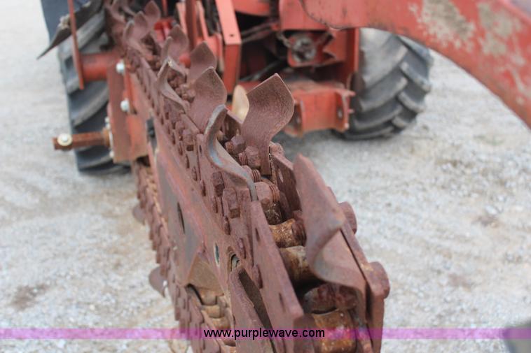 image for item H6012 Ditch Witch 7610 trencher