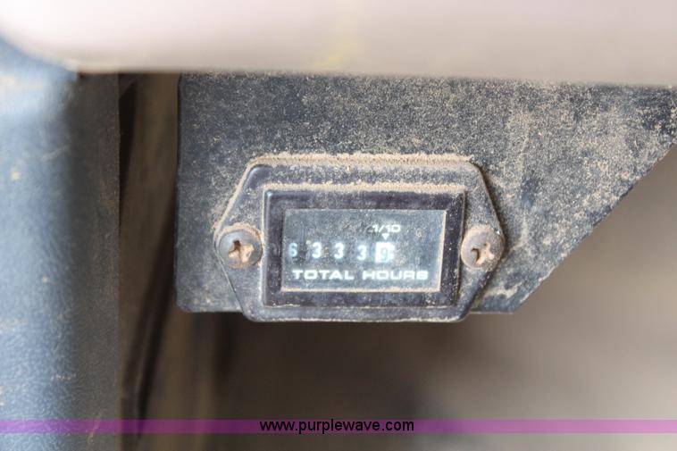 image for item H6013 1997 Ford F800 dump truck