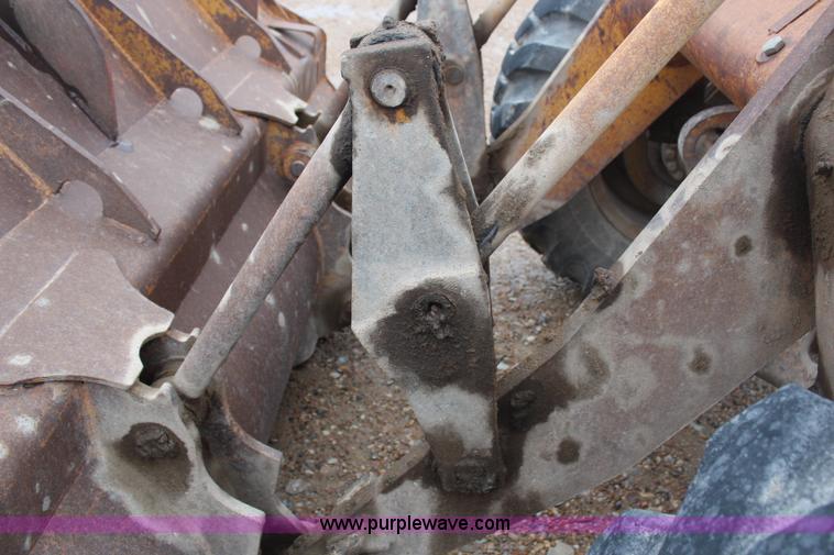 image for item H6103 1974 Caterpillar 920 wheel loader