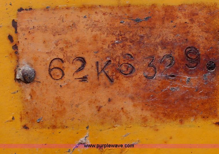 image for item H6103 1974 Caterpillar 920 wheel loader