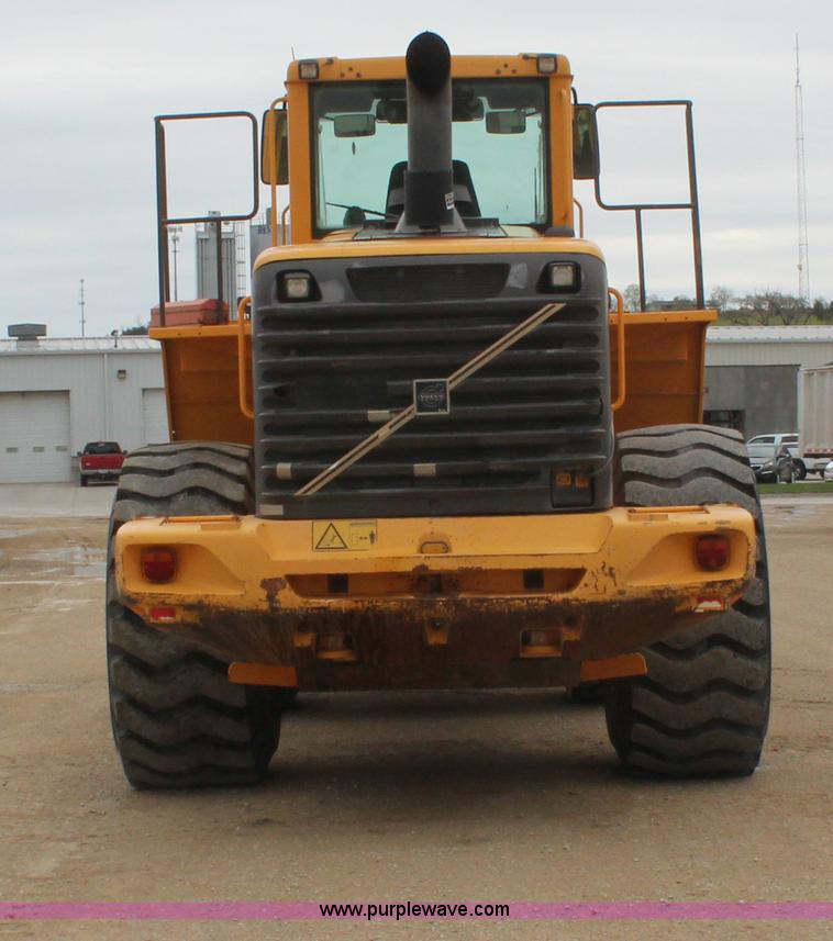 image for item H6105 2006 Volvo L180E wheel loader