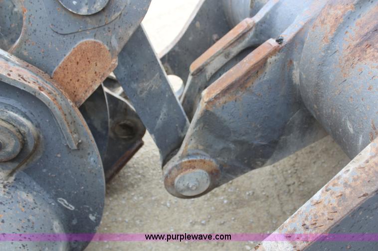 image for item H6105 2006 Volvo L180E wheel loader