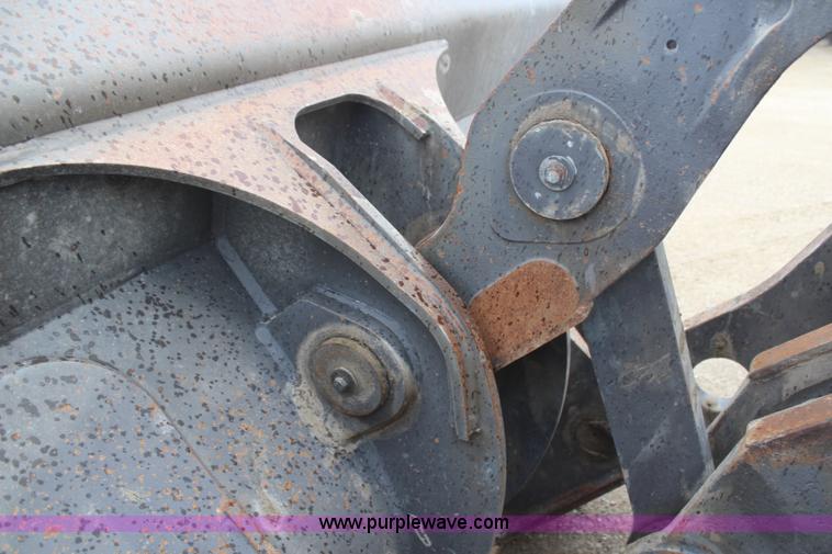 image for item H6105 2006 Volvo L180E wheel loader