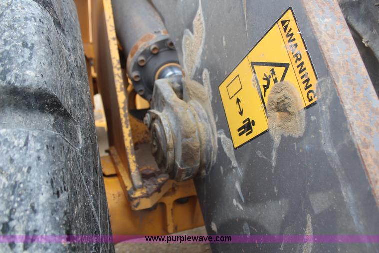 image for item H6105 2006 Volvo L180E wheel loader