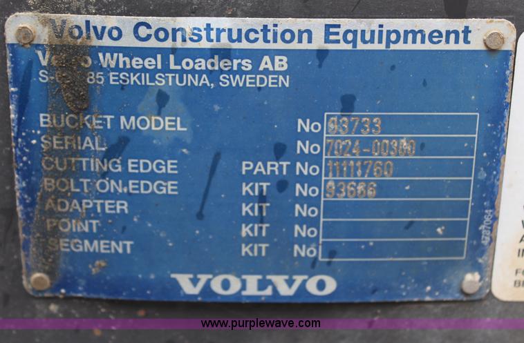 image for item H6105 2006 Volvo L180E wheel loader