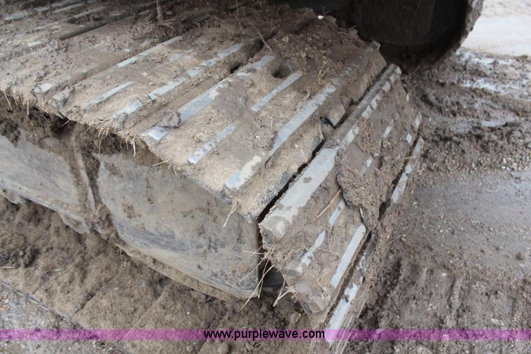 image for item H6106 1996 John Deere 892E LC excavator