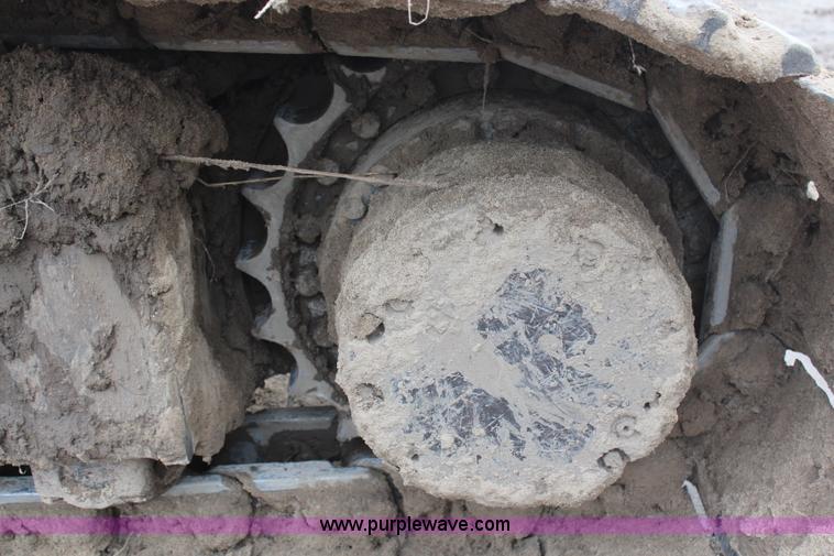 image for item H6106 1996 John Deere 892E LC excavator