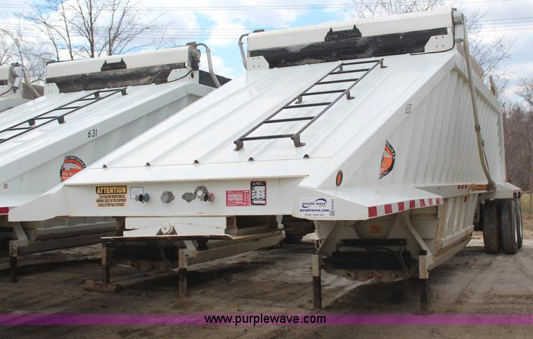 image for item H6151 2009 Construction Trailer Specialist, Inc. BDT-40 belly dump trailer