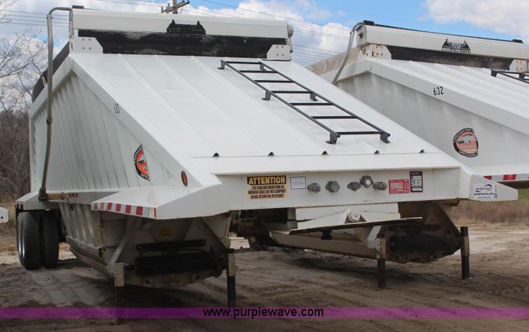 image for item H6151 2009 Construction Trailer Specialist, Inc. BDT-40 belly dump trailer