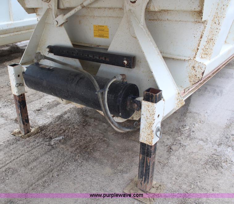 image for item H6151 2009 Construction Trailer Specialist, Inc. BDT-40 belly dump trailer