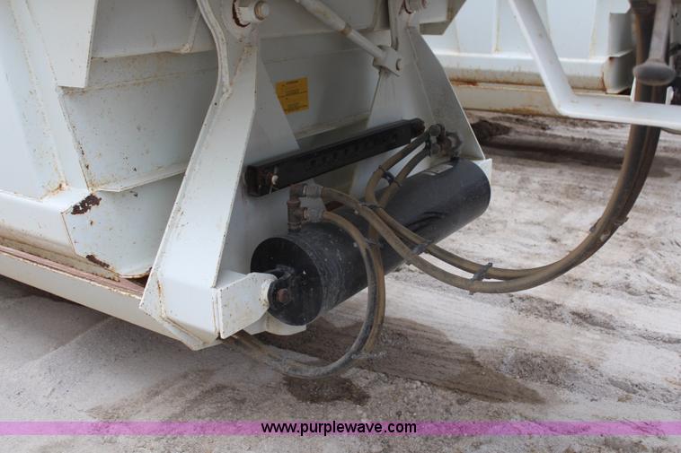 image for item H6151 2009 Construction Trailer Specialist, Inc. BDT-40 belly dump trailer