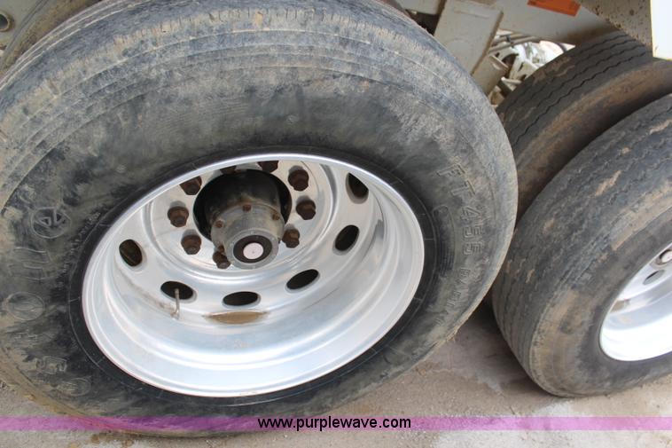 image for item H6151 2009 Construction Trailer Specialist, Inc. BDT-40 belly dump trailer